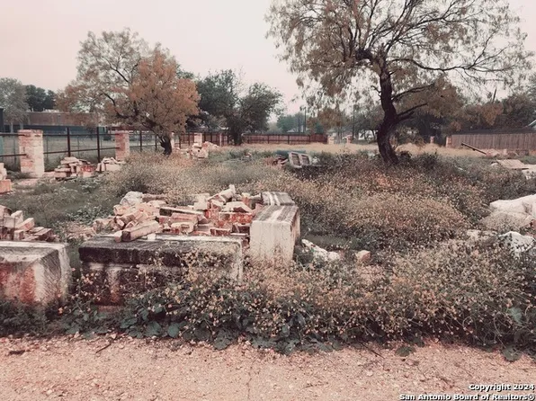 102 Milvid LOT 27, San Antonio, TX 78211