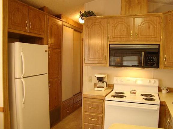 2nd image of 275 N Saguaro Dr Lot E3