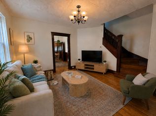 376 McGrath Hwy, Somerville, MA 02143