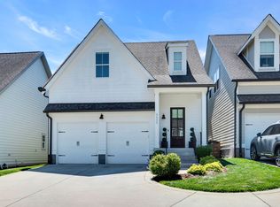 5537 Knob Rd, Nashville, TN 37209