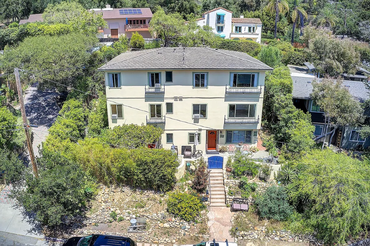 Building Photo - 1802 Loma St