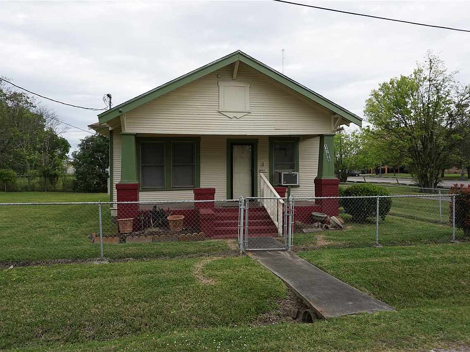 1st image of 1706 Texas St