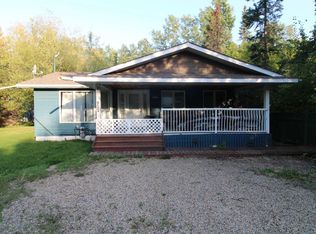 952 9th St, Ross Haven, AB T0E1A6