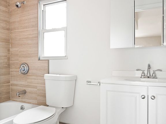 4th image of 327 W 85th St #2BA