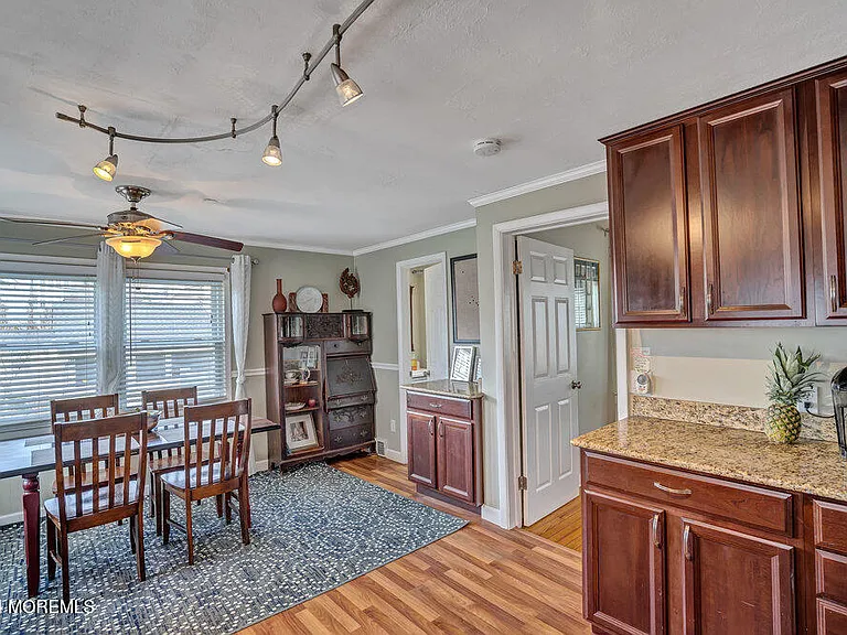 111 Beacon Blvd — Photo 18