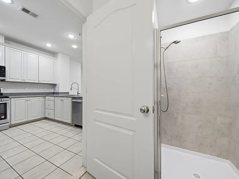 128 Wesmont Dr — Photo 14