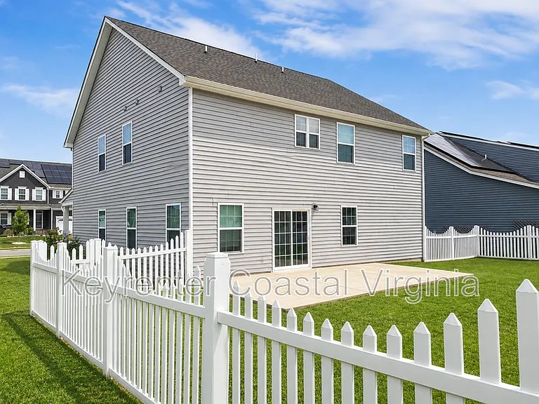 125 Asbury Way — Photo 3