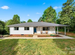 1108 Delwood Dr SW, Lenoir, NC 28645