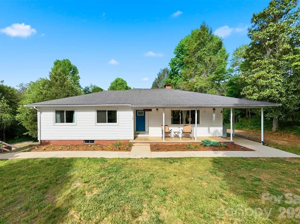 1108 Delwood Dr SW, Lenoir, NC 28645