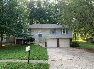 3005 SW 4th St, Blue Springs, MO 64014