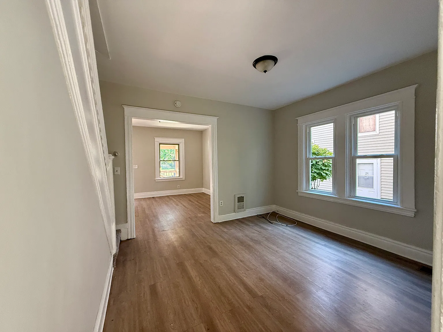 3 bed, $1,650 — Photo 3