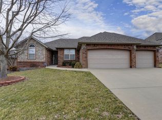 3223 W Melbourne St, Springfield, MO 65810