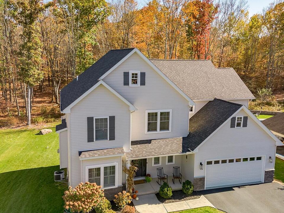 1st image of 47 Woodcrest Ave