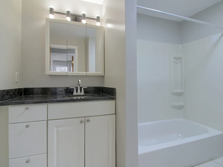 28306 Greenbriar Way — Photo 16