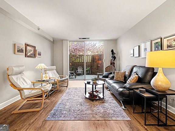 5th image of 1501 Clairmont Rd APT 224