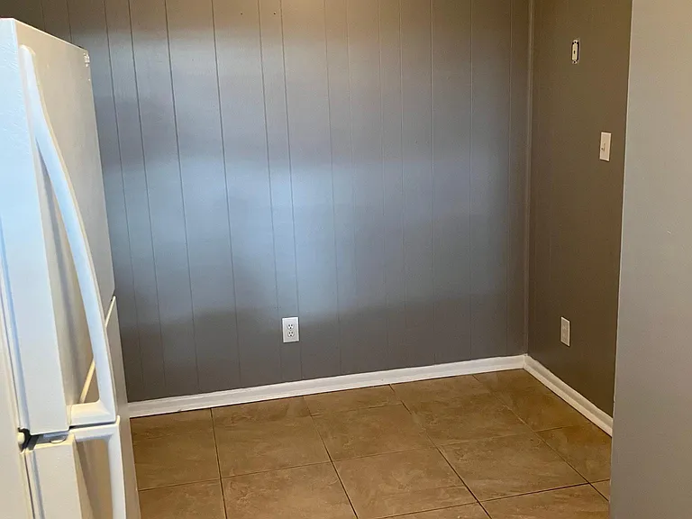 720 Ferdinand Ave SW #21 — Photo 8