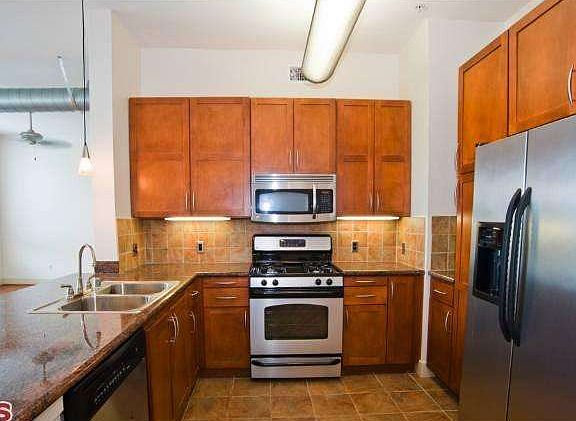 3rd image of 6565 Crescent Park W APT 309