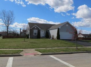 44 Hawthorne Dr, Ashville, OH 43103