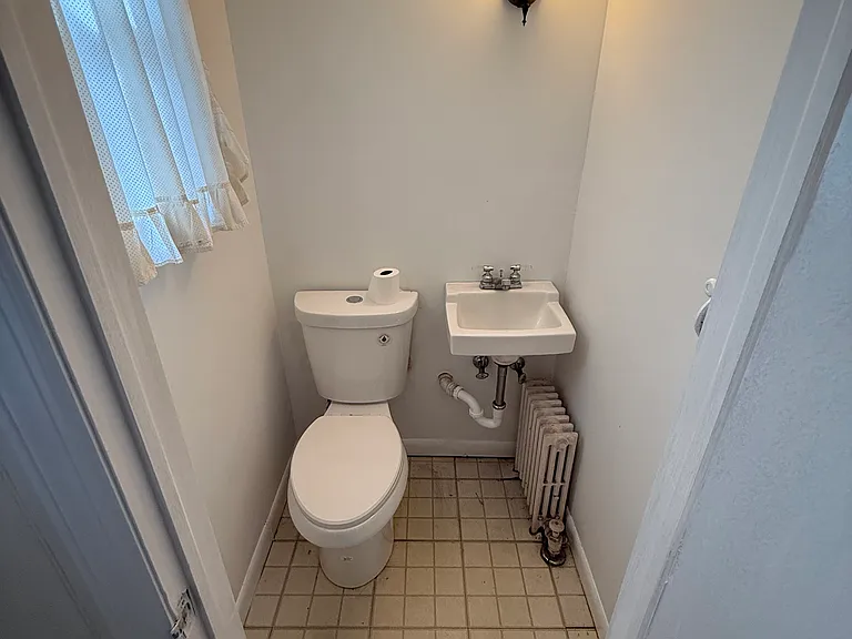 10 Glen Rd — Photo 11