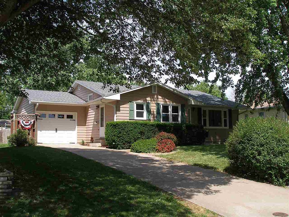 1st image of 3912 F Ave