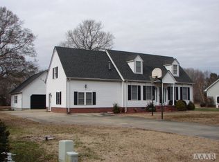 1030 Crosswinds Dr, Elizabeth City, NC 27909
