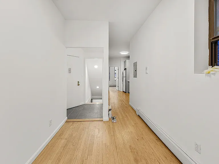 851 Hart St #L — Photo 9
