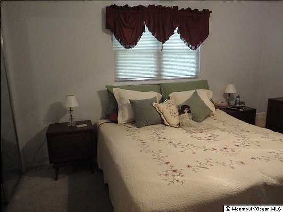 4th image of 2148 Mount Carmel Blvd