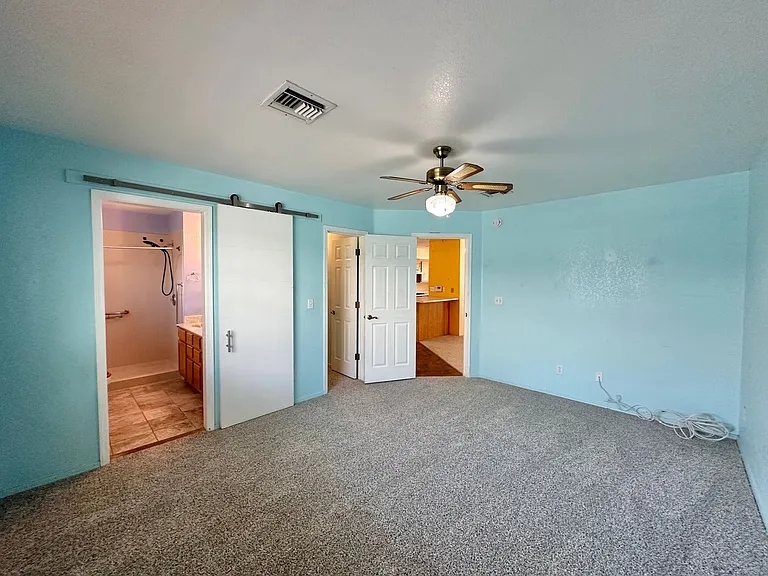 3905 Raymond Ave — Photo 22