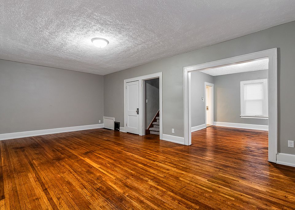 1st image of 115 Louis Ave