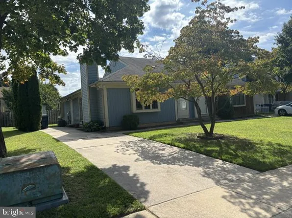 14 Franklin Dr, Voorhees, NJ 08043