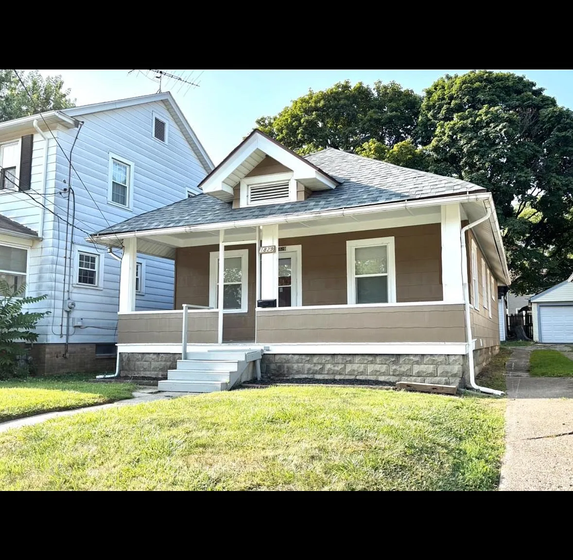 2 bed, 864 sqft, $1,085 — Photo 1
