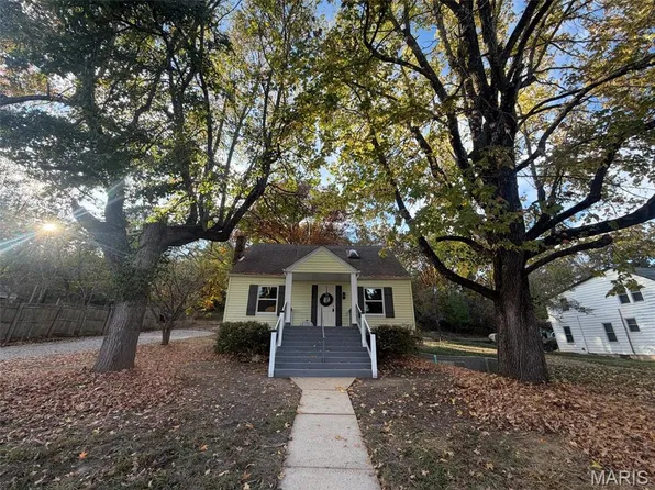 404 Broadway St, Waynesville, MO 65583