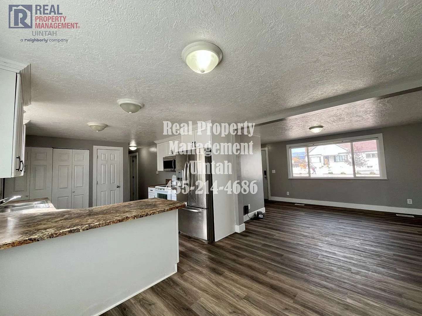 Cute 3 Bedroom 2 Bathroom House Move In Special!! $300 Off Your First Month's Rent When You Sign ... — Photo 3