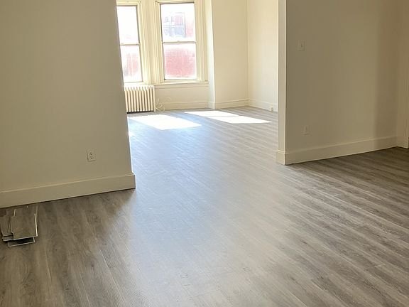 3rd image of 505 South St #3