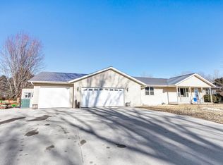 8420 Zander Rd, Maribel, WI 54227