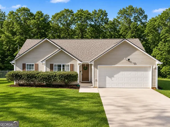 479 Lakeshore Dr, Stockbridge, GA 30281