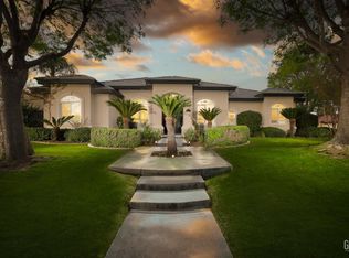 12700 Thornwood Dr, Bakersfield, CA 93311