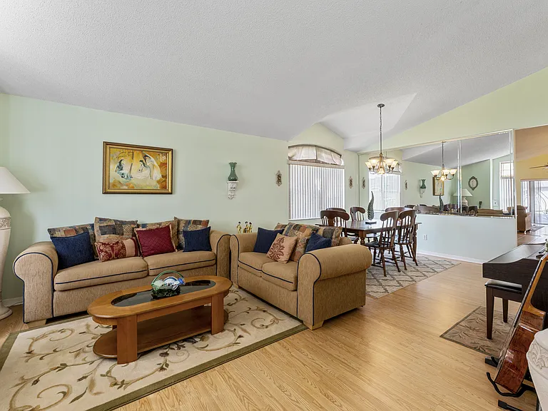 12364 Arlington Park Ln — Photo 6