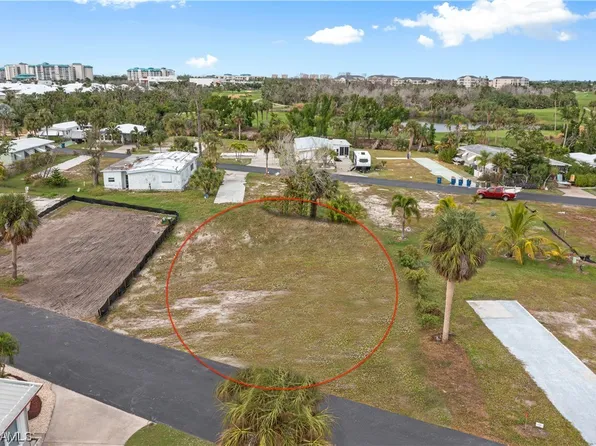 13630 Knot Dr, Fort Myers, FL 33908