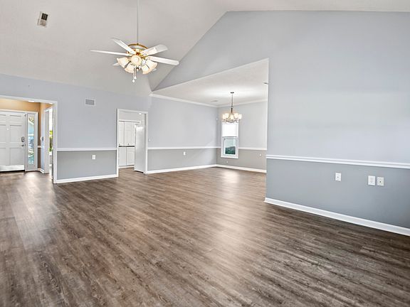 3rd image of 9014 Delancey Cir