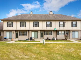 24684 Cashmere Ct #1, Southfield, MI 48033