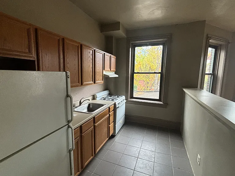 1524 N 16th St #3R — Photo 2