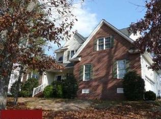 1506 Walthall Creek Dr, South Chesterfield, VA 23834