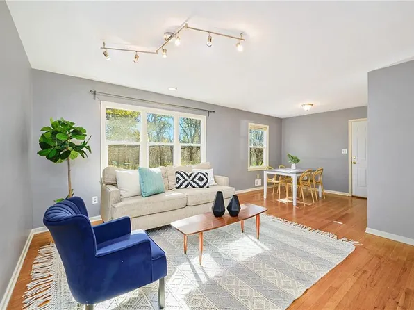 3107 E 107th Ter, Kansas City, MO 64137