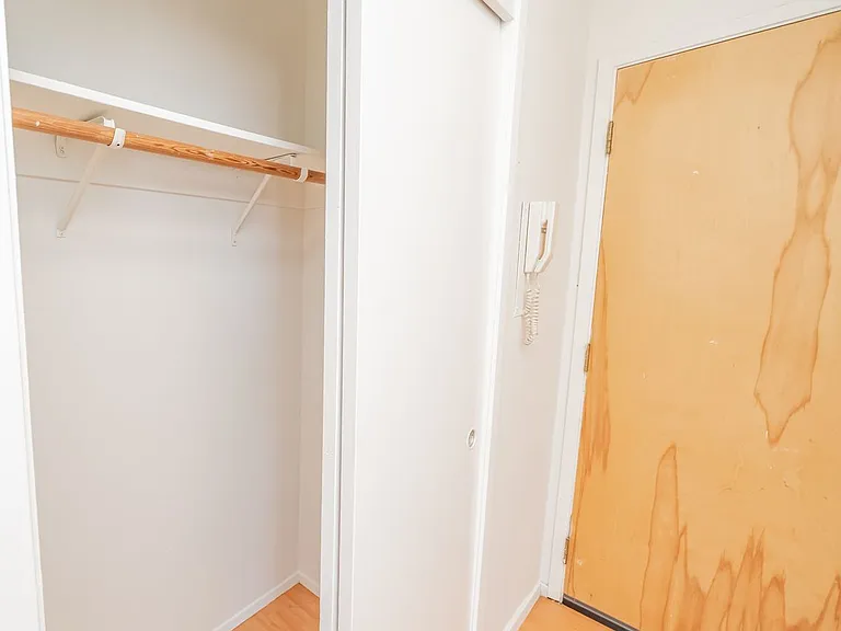1467 Russell Street — Photo 15