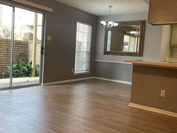 5th image of 11201 Lynbrook Dr APT 3105