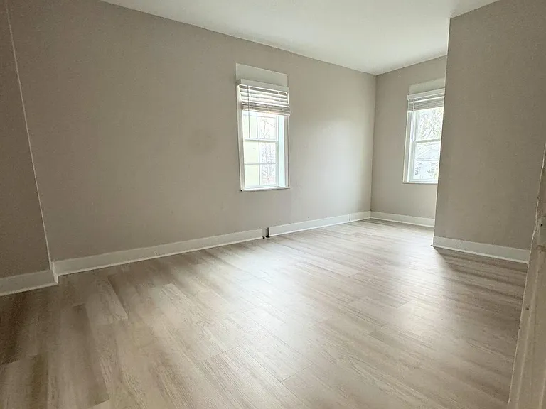 9 Orbon Pl — Photo 6