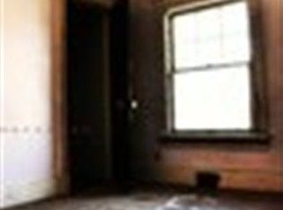 1819 Pratt St, Omaha, NE 68110