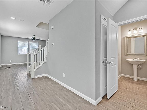 2nd image of 7046 Town Forest Ave