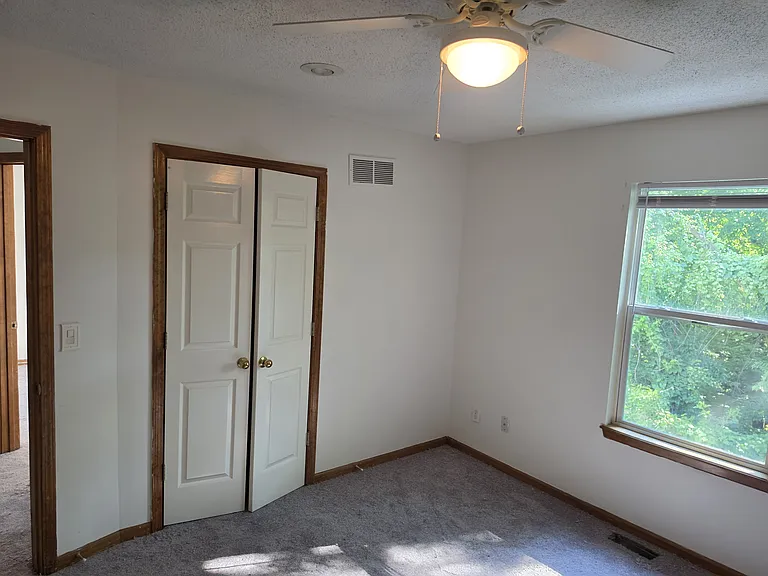1857 Chickadee Dr — Photo 5